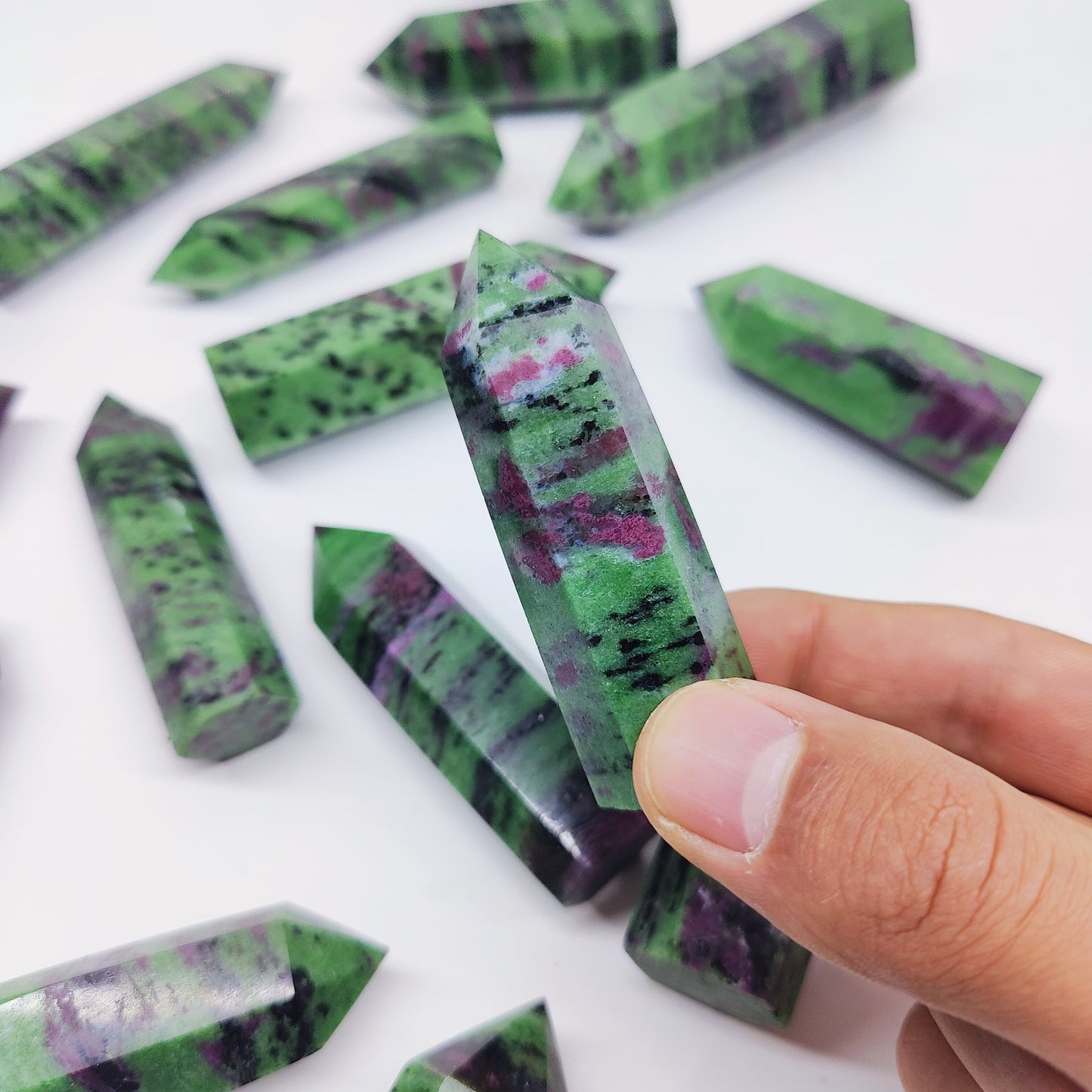 ruby zoisite point crystal crafts green stone natural crystal tower for Healing Decoration