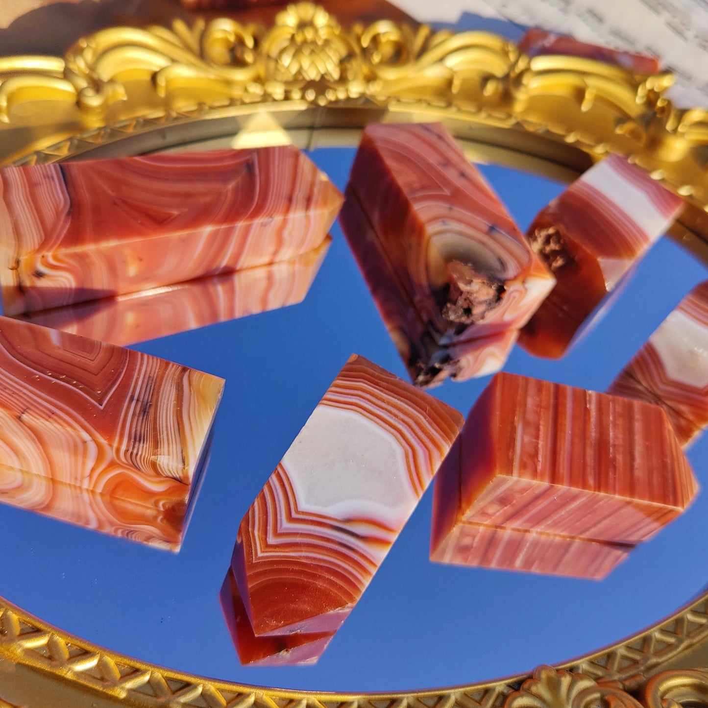 Crystal sardonyx agate tower
