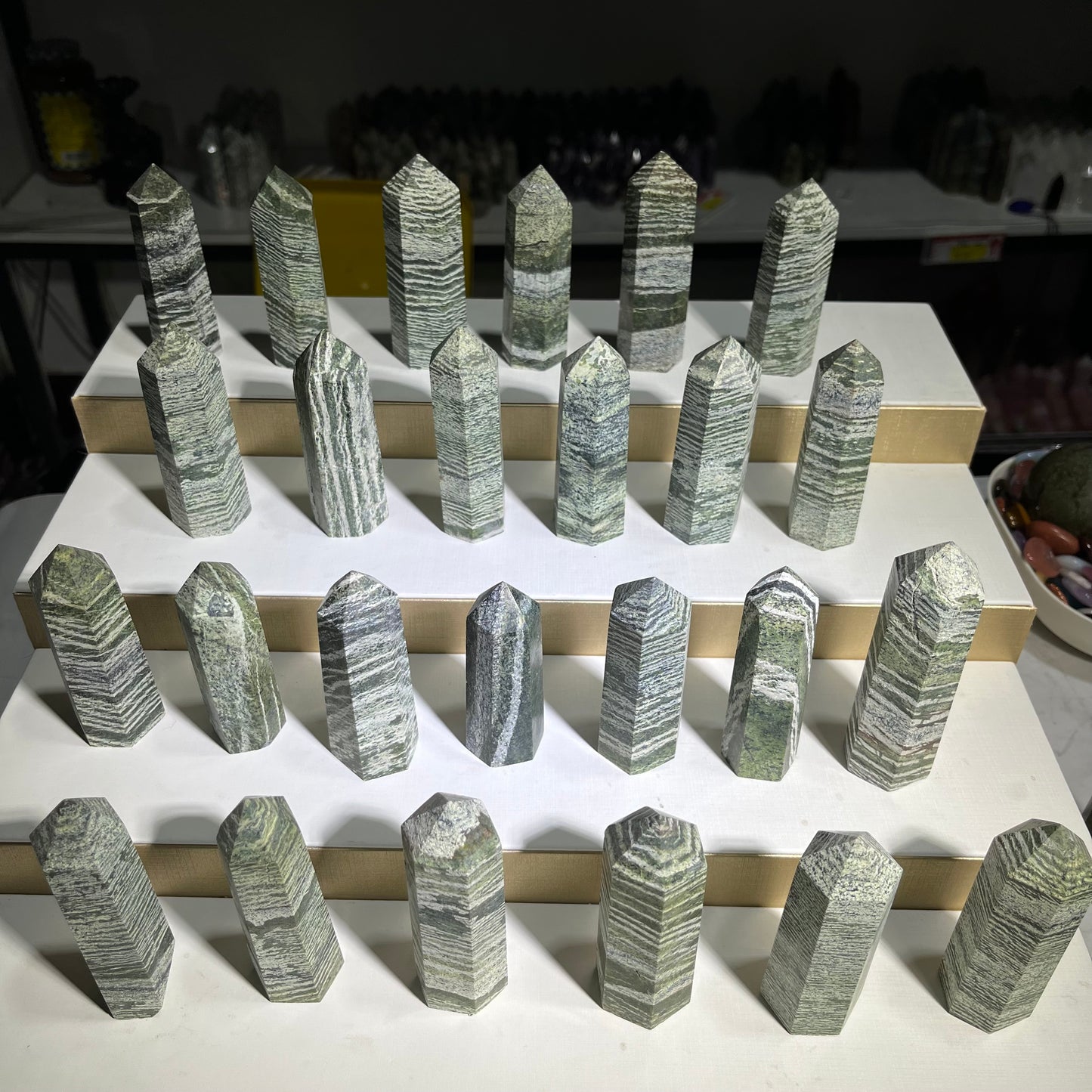 Crystal green zebra jasper tower wholesaler price